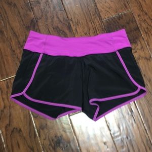 Size 6 Lululemon shorts